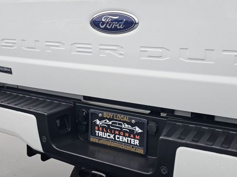 Used 2024 Ford F350 XLT w/ XLT Premium Package image 14