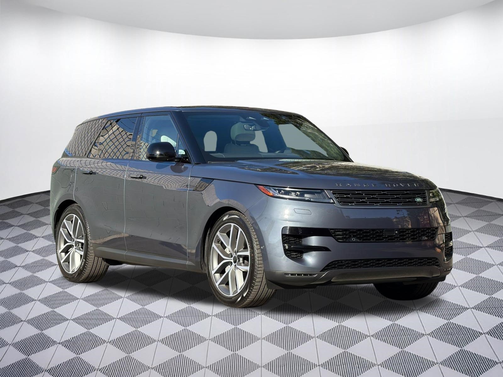 New 2027 Land Rover Range Rover Sport SE AWD/4WD image 6