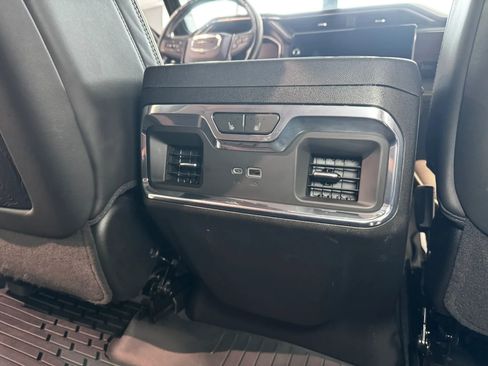 Used 2023 GMC Sierra 1500 Denali Ultimate AWD/4WD image 18