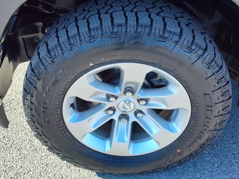 Used 2021 RAM 1500 Laramie image 10