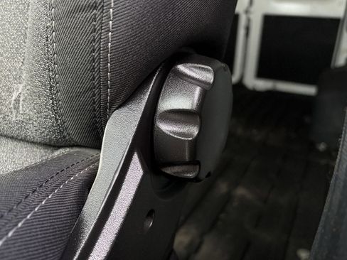 Used 2023 RAM ProMaster 2500 image 24