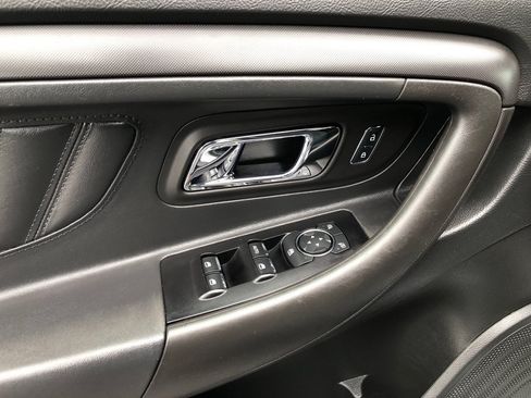 Used 2018 Ford Taurus Police Interceptor FWD image 16