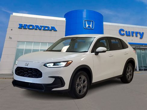 Certified 2026 Honda HR-V LX image 1