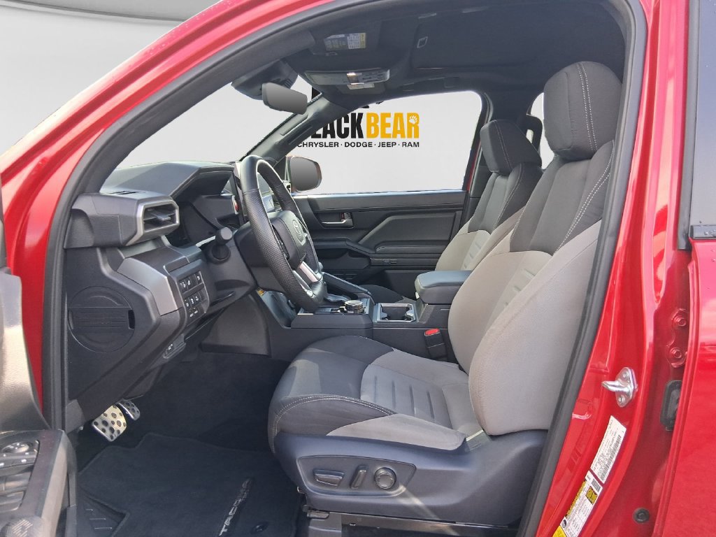 Used 2025 Toyota Tacoma TRD Sport w/ TRD Sport Upgrade Package AWD/4WD image 22