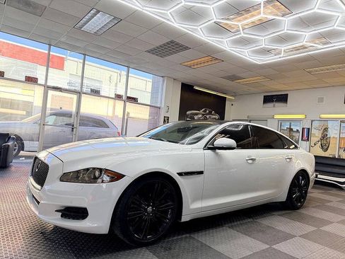 Used 2012 Jaguar XJ L Supercharged RWD image 1