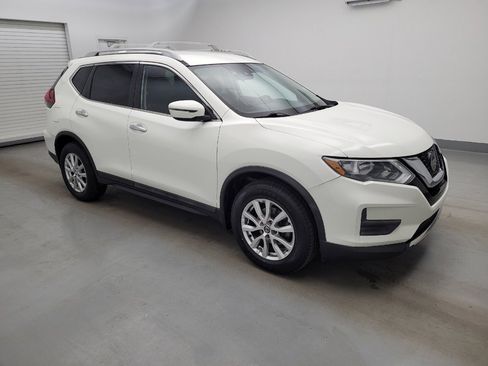 Used 2019 Nissan Rogue S w/ Special Edition Package FWD image 11