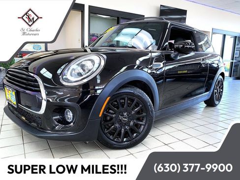 Used 2020 MINI Cooper 2-Door Hardtop FWD image 1