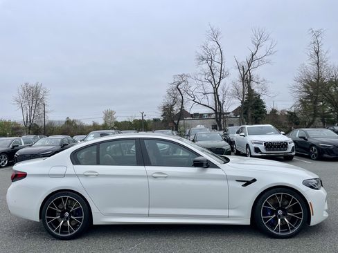 Used 2023 BMW M5 w/ Competition Package image 4