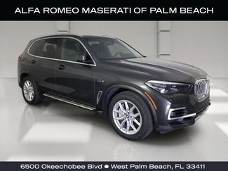 Used 2022 BMW X5 xDrive45e w/ Premium Package AWD/4WD video 1