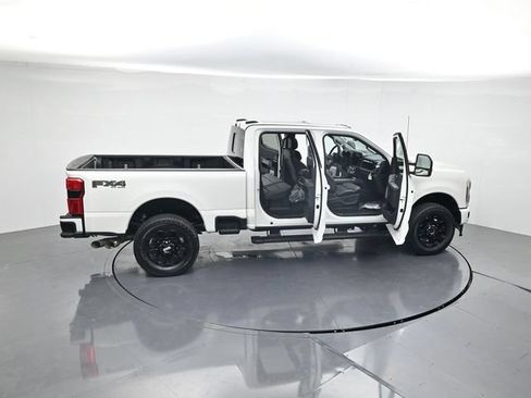 New 2026 Ford F250 Lariat w/ Black Appearance Package AWD/4WD image 45