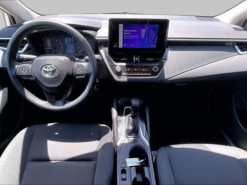 Used 2025 Toyota Corolla LE FWD image 15
