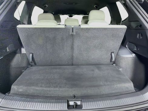 Used 2022 Volkswagen Tiguan SE R-Line FWD image 28