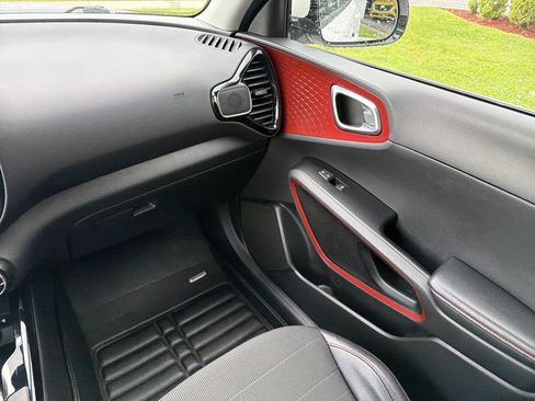 Used 2021 Kia Soul Turbo FWD image 16