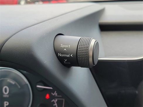 Used 2023 Lexus UX 250h FWD w/ Premium Package image 11