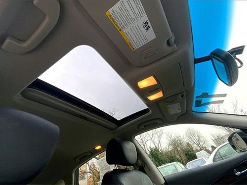 Used 2017 INFINITI QX50 AWD w/ Premium Plus Package image 11