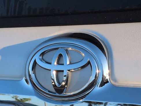 Used 2024 Toyota 4Runner Limited image 11