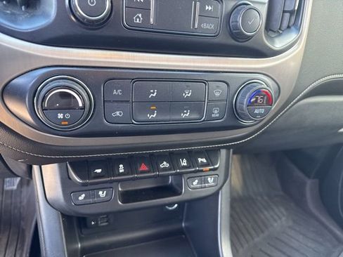 Used 2021 GMC Canyon Denali image 22