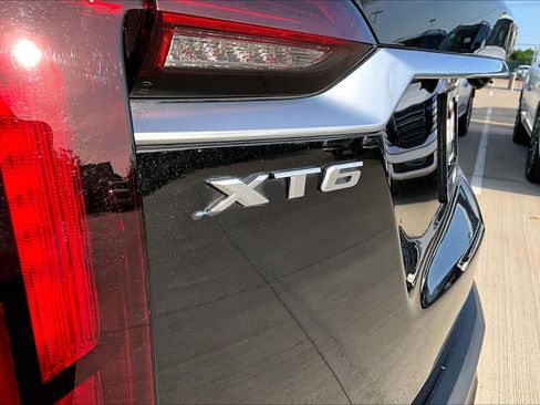 Used 2025 Cadillac XT6 Premium Luxury AWD/4WD image 30
