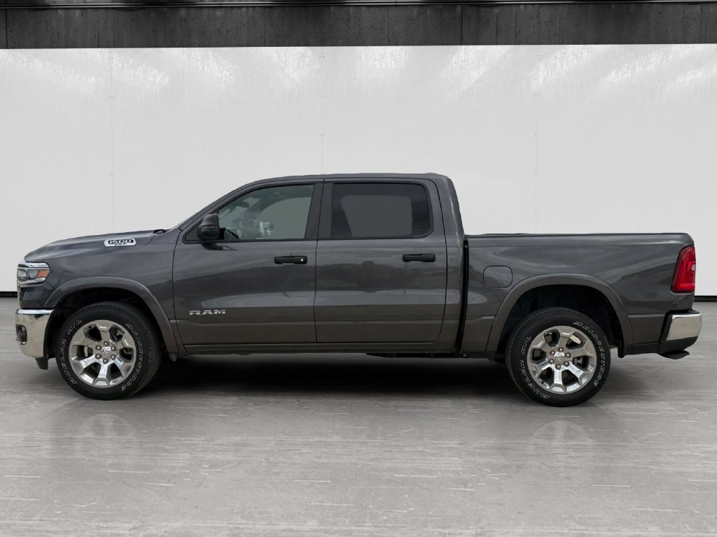 Used 2025 RAM 1500 Big Horn AWD/4WD image 2