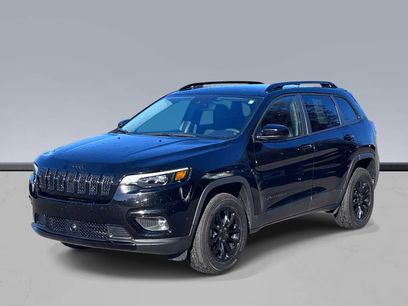 Used 2023 Jeep Cherokee Altitude Lux