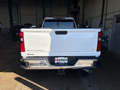 Used 2025 Chevrolet Silverado 2500 LT w/ Convenience Package AWD/4WD image 11