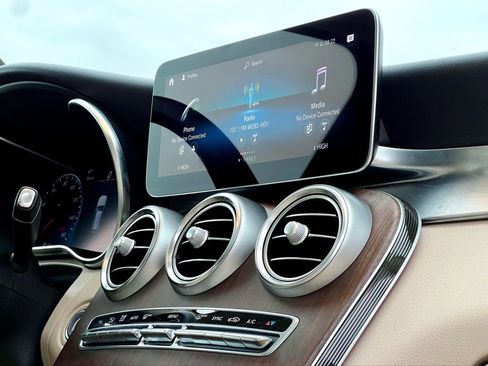 Certified 2022 Mercedes-Benz GLC 300 4MATIC image 13