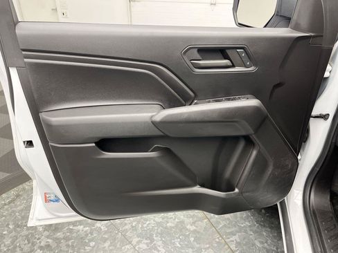Used 2023 Chevrolet Colorado Trail Boss w/ Advanced Trailering Package AWD/4WD image 8