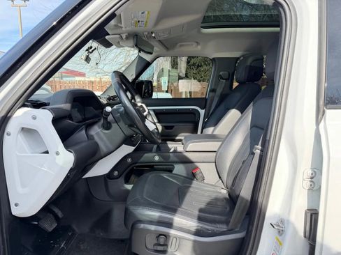 Used 2021 Land Rover Defender 110 X-Dynamic HSE image 10