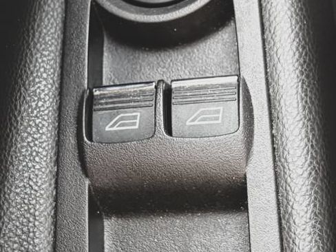 Used 2013 Ford Escape SEL FWD image 12