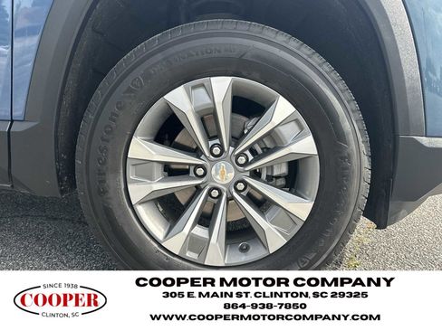 Used 2025 Chevrolet Equinox LT w/ Convenience Package II FWD image 12