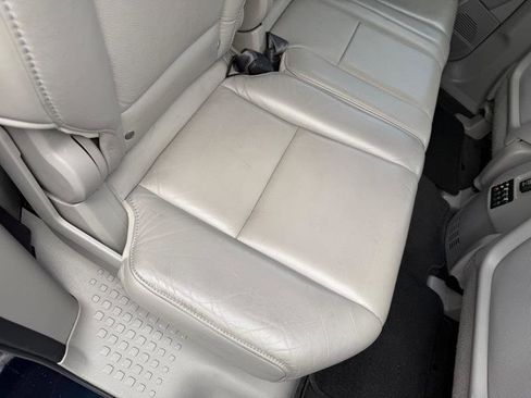 Used 2011 Honda Pilot Touring image 27