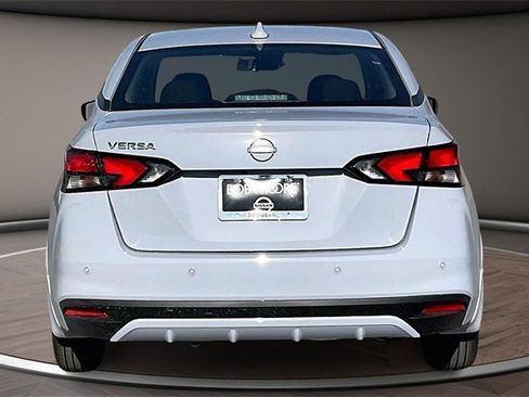 New 2025 Nissan Versa SV w/ Trunk Package image 4