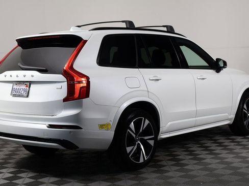 Used 2022 Volvo XC90 T8 R-Design w/ Advanced Package image 4