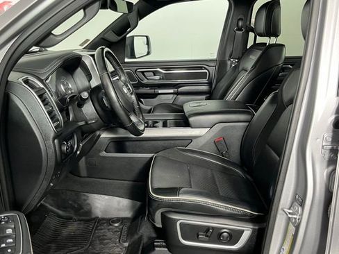 Used 2022 RAM 1500 Laramie AWD/4WD image 28