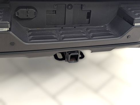 Used 2025 Toyota Tundra Limited image 39