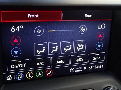 Used 2023 GMC Acadia SLT image 30