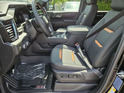 New 2026 GMC Sierra 3500 AT4 w/ AT4 Premium Plus Package AWD/4WD image 18