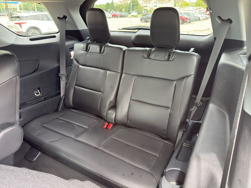 Used 2023 Ford Explorer XLT w/ Equipment Group 202A AWD/4WD image 38