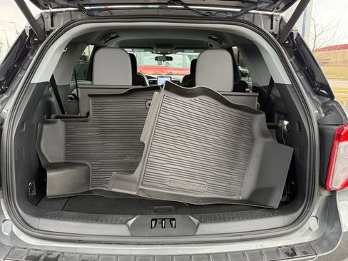 Certified 2023 Ford Explorer XLT w/ Equipment Group 202A image 27