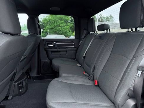 New 2026 RAM 2500 Big Horn AWD/4WD image 17