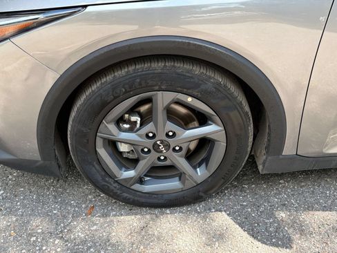 Used 2025 Kia K4 FWD image 29