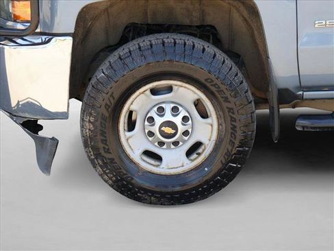 Used 2016 Chevrolet Silverado 2500 W/T AWD/4WD image 26