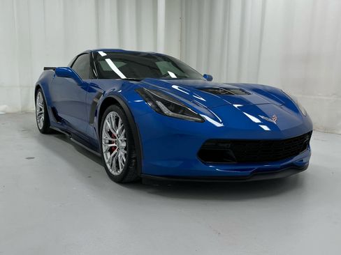 Used 2016 Chevrolet Corvette Z06 w/ 3LZ Preferred Equipment Group image 1