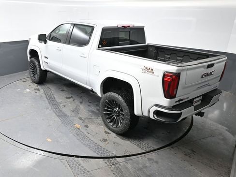 New 2026 GMC Sierra 1500 AT4 w/ Technology Package AWD/4WD image 38