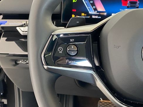 Certified 2024 BMW 530i xDrive w/ Premium Package image 17