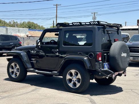 Used 2016 Jeep Wrangler Sahara w/ Connectivity Group AWD/4WD image 5
