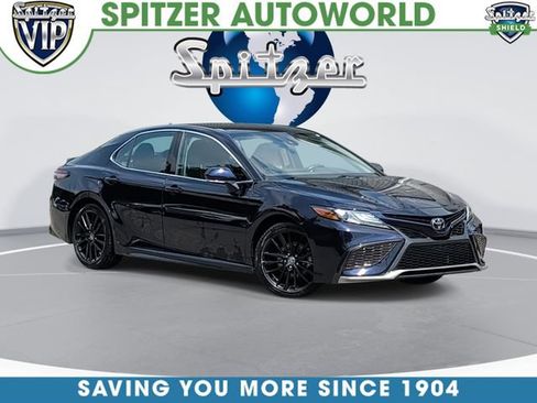 Used 2022 Toyota Camry XSE FWD image 1