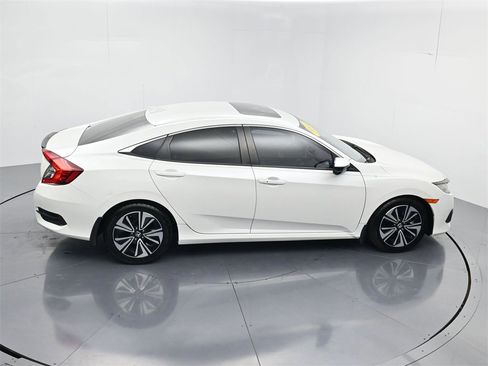 Used 2017 Honda Civic EX-L image 46