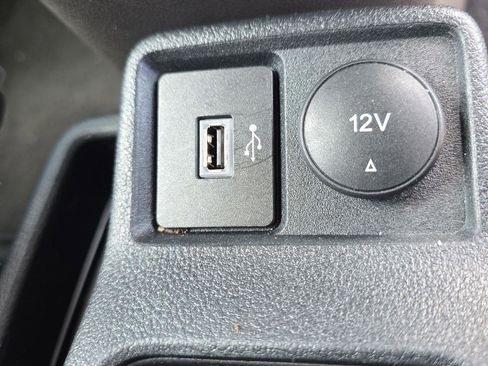 Used 2021 Ford Transit Connect XL FWD image 20