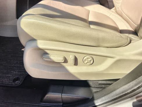 Used 2025 Honda Odyssey EX-L image 31